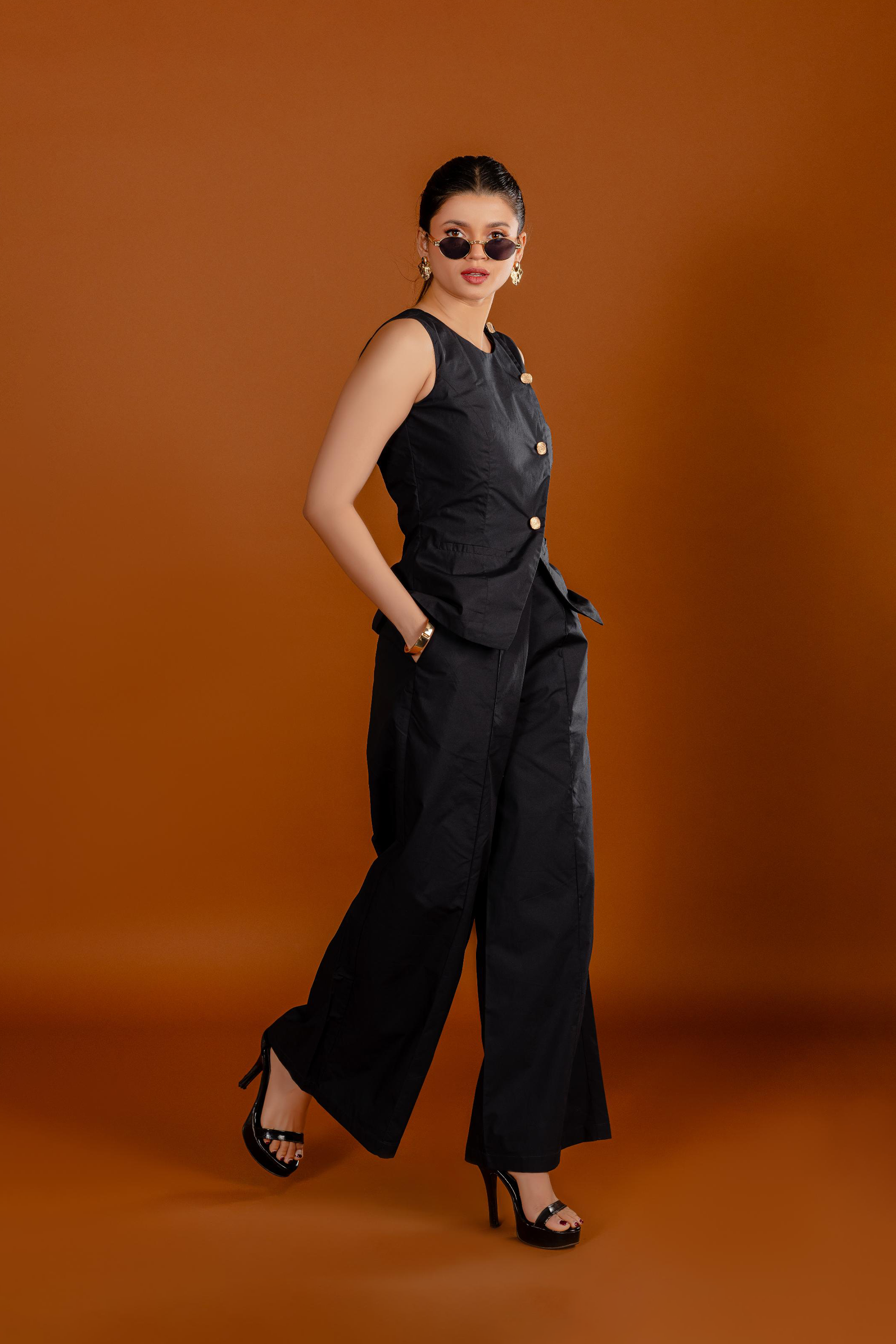 LINEAR PEPLUM