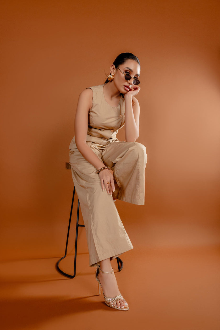 LINEAR PEPLUM